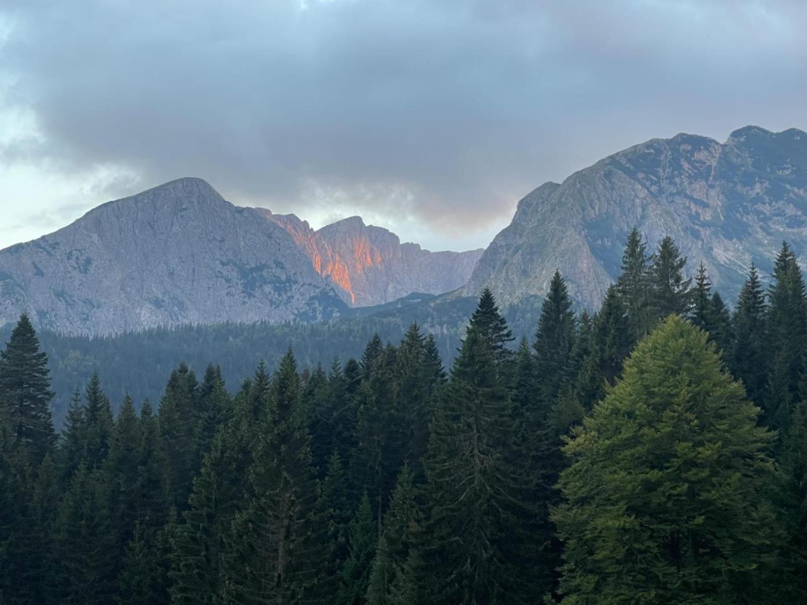 Вілла Magic Mountain Жабляк Екстер'єр фото